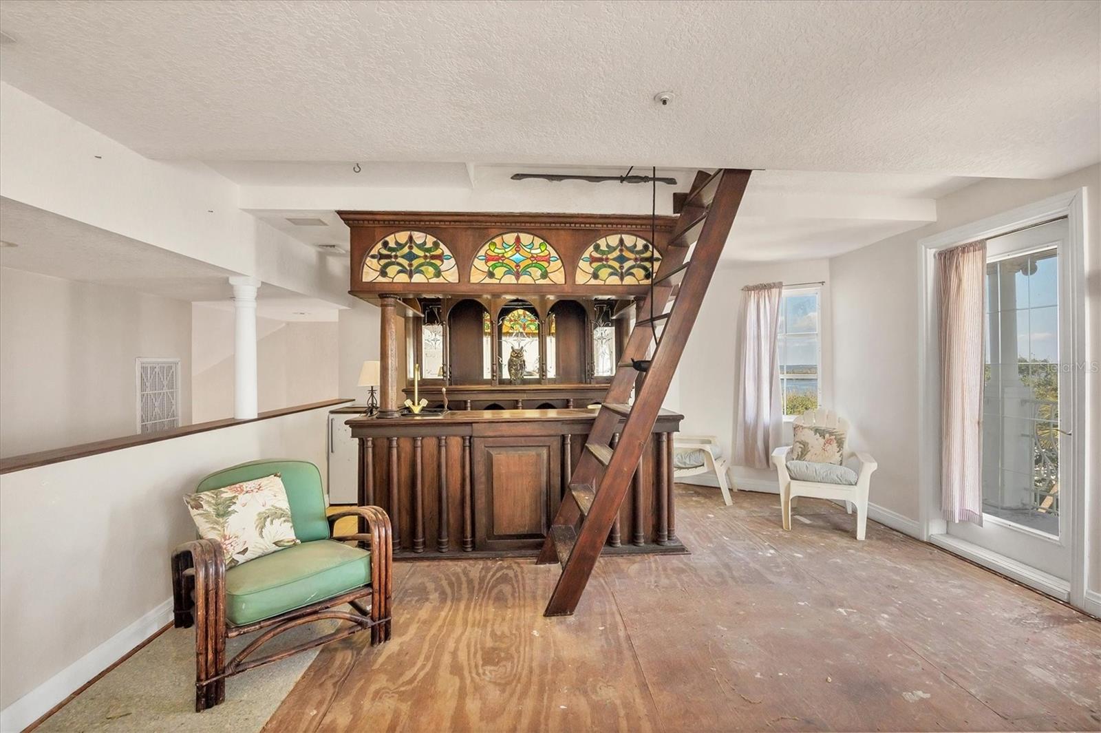 D6145442 Property Photo