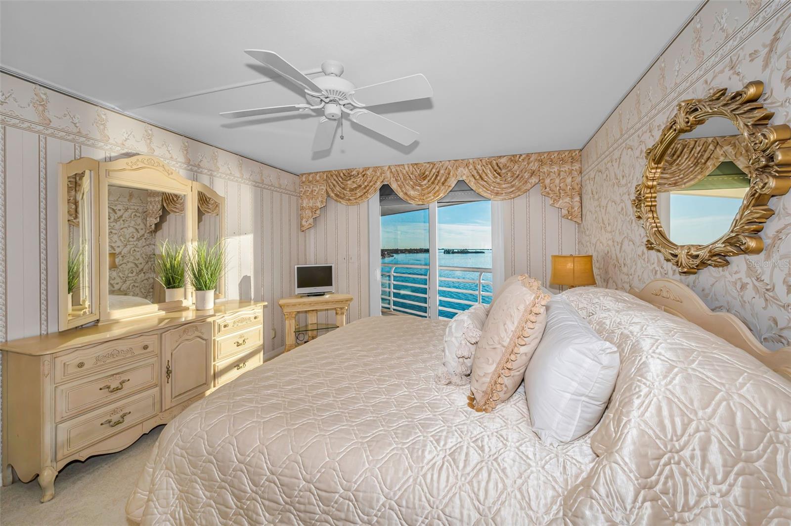 2539 GARY CIR #704, DUNEDIN, FL, 34698