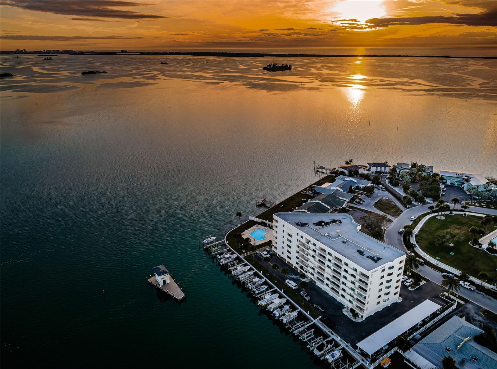 2539 GARY CIR #704, DUNEDIN, FL, 34698