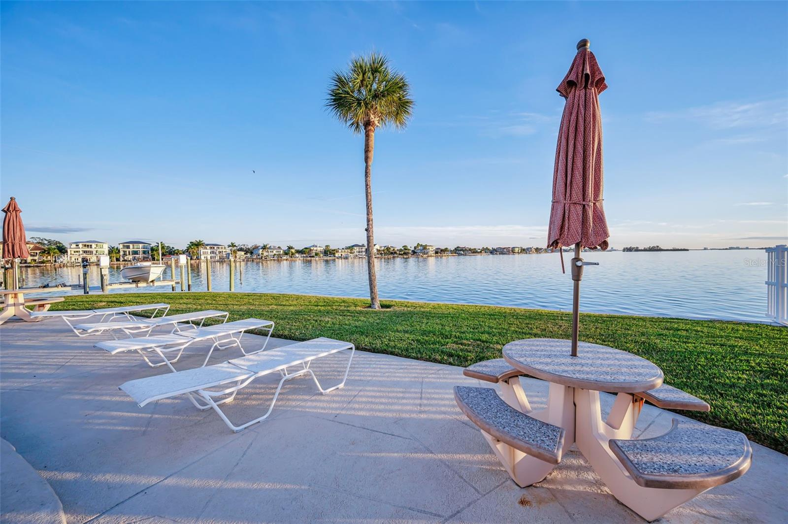 2539 GARY CIR #704, DUNEDIN, FL, 34698