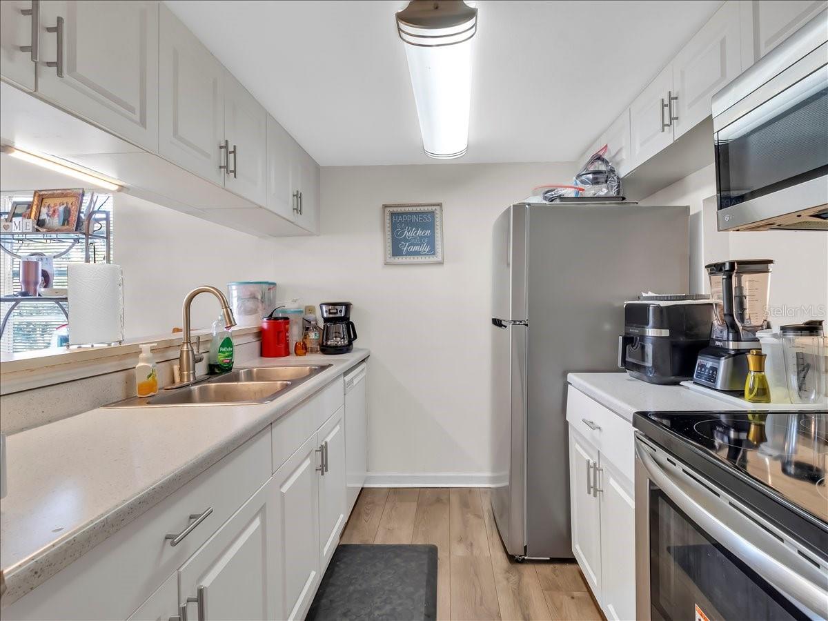 TB8461394 Property Photo