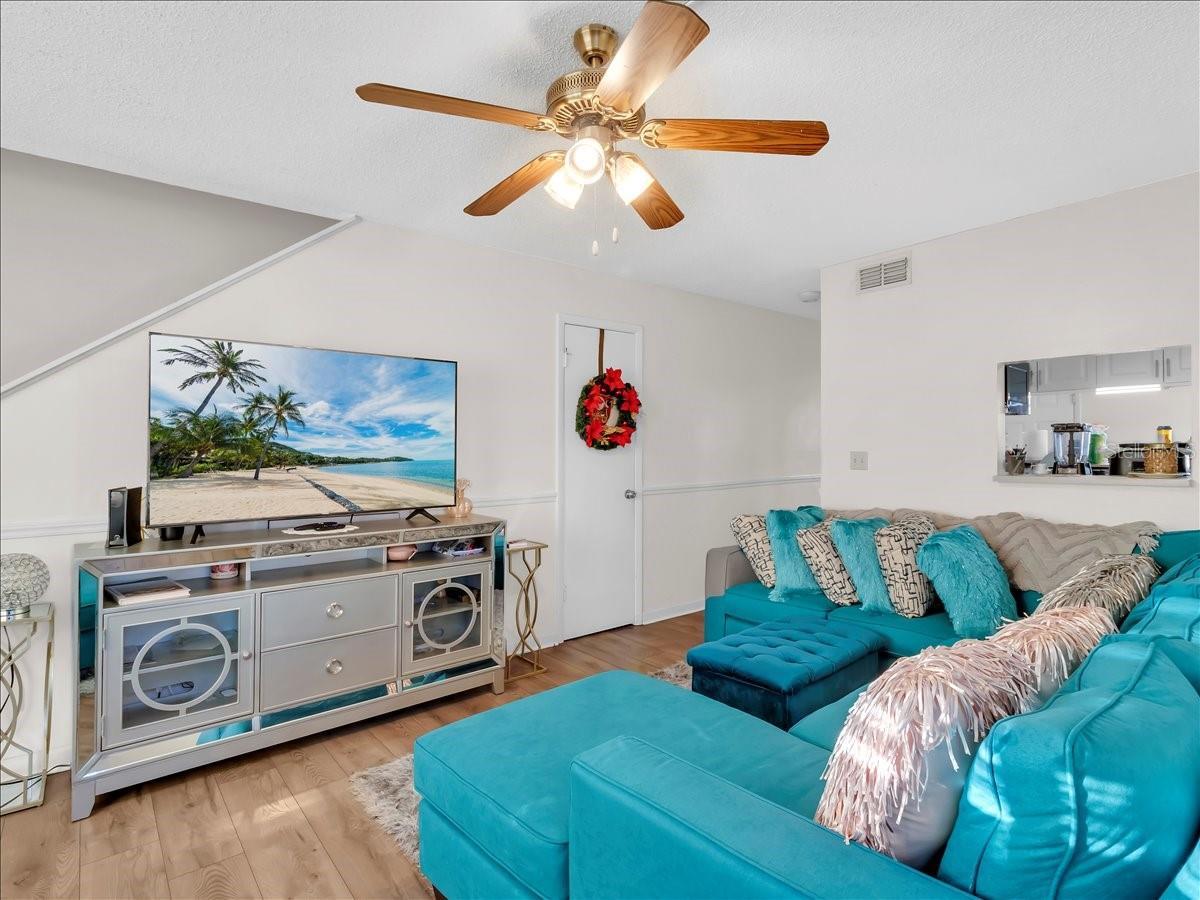 TB8461394 Property Photo