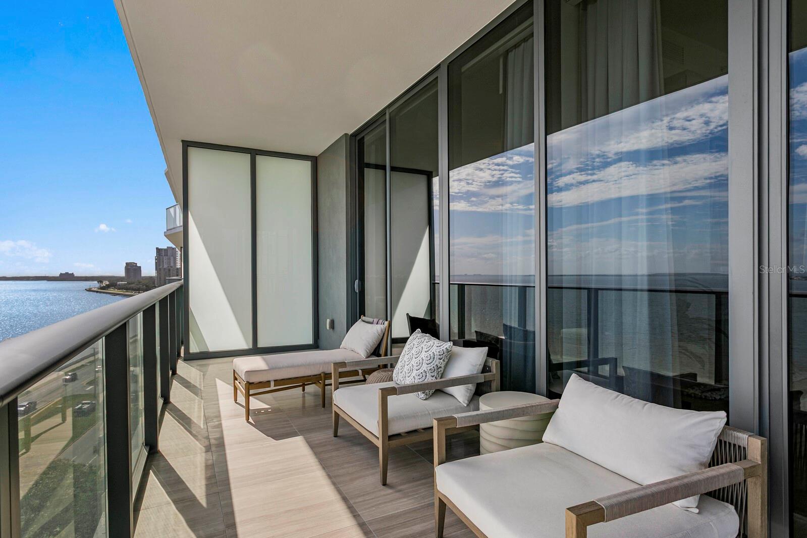 TB8461399 Property Photo