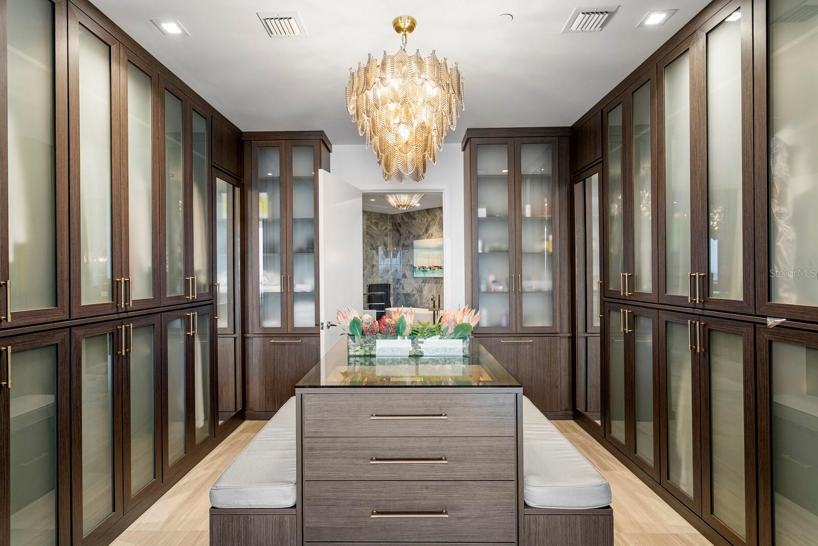 TB8461399 Property Photo