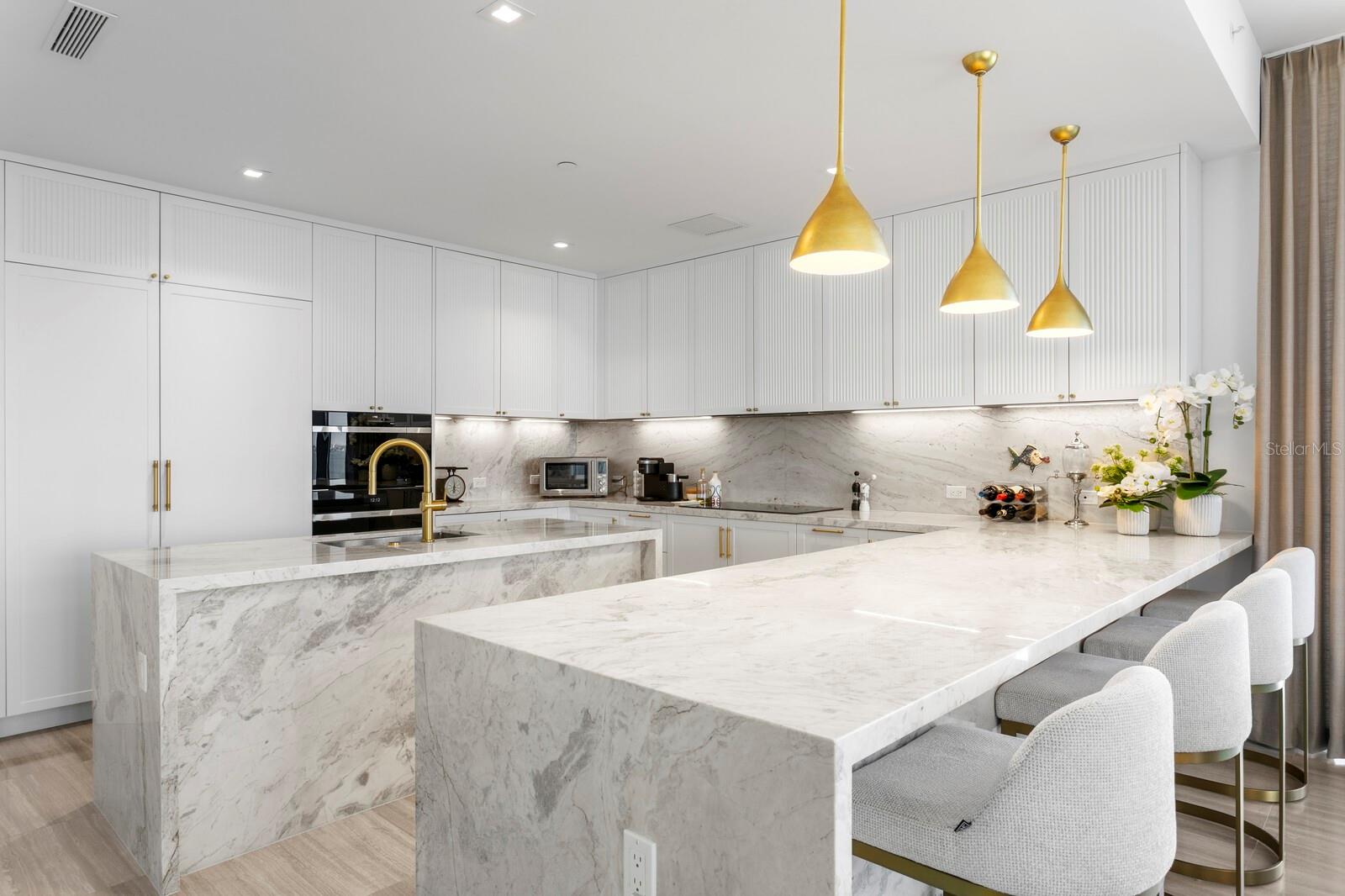 TB8461399 Property Photo