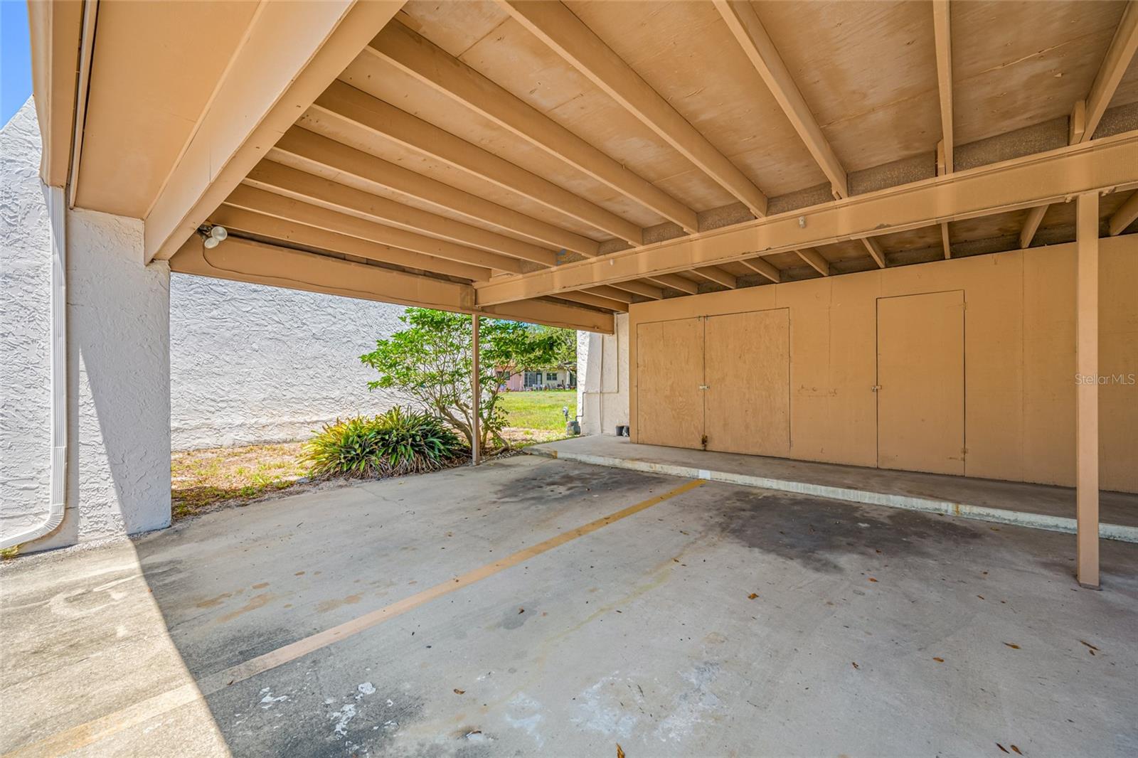 TB8461415 Property Photo