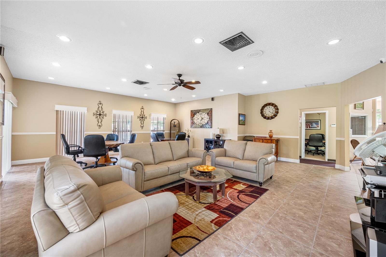 TB8461415 Property Photo