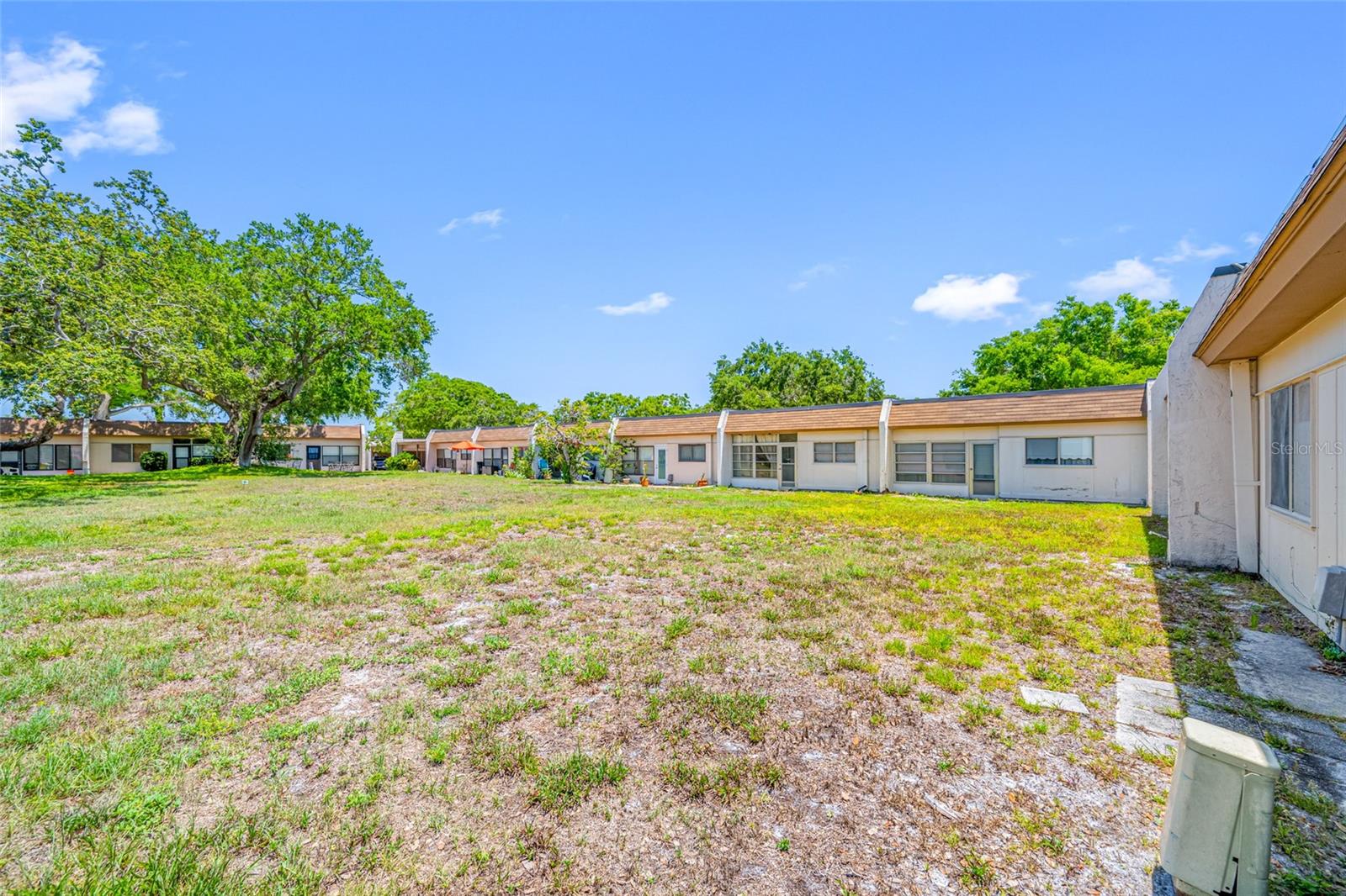 TB8461415 Property Photo