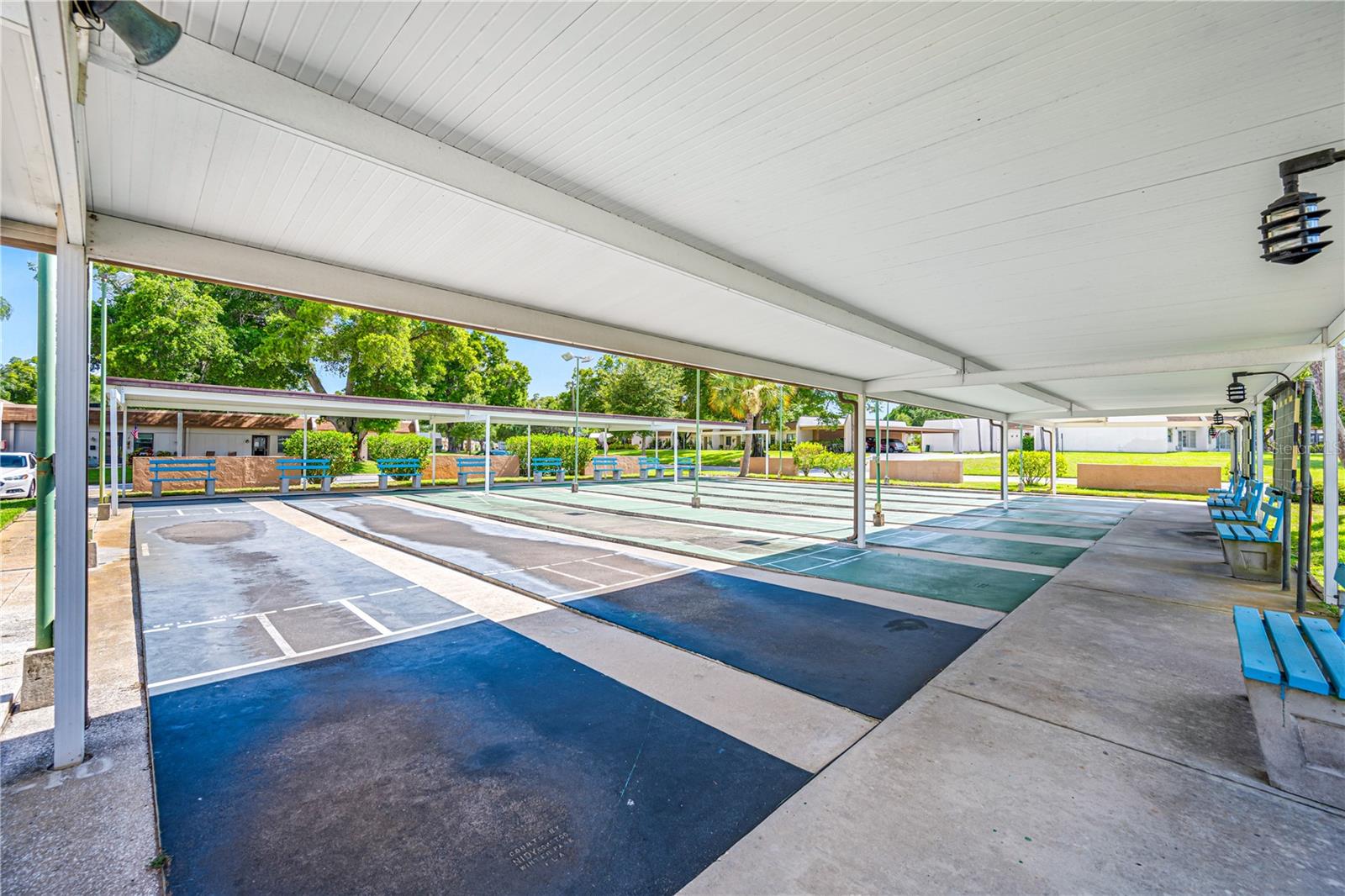 TB8461415 Property Photo