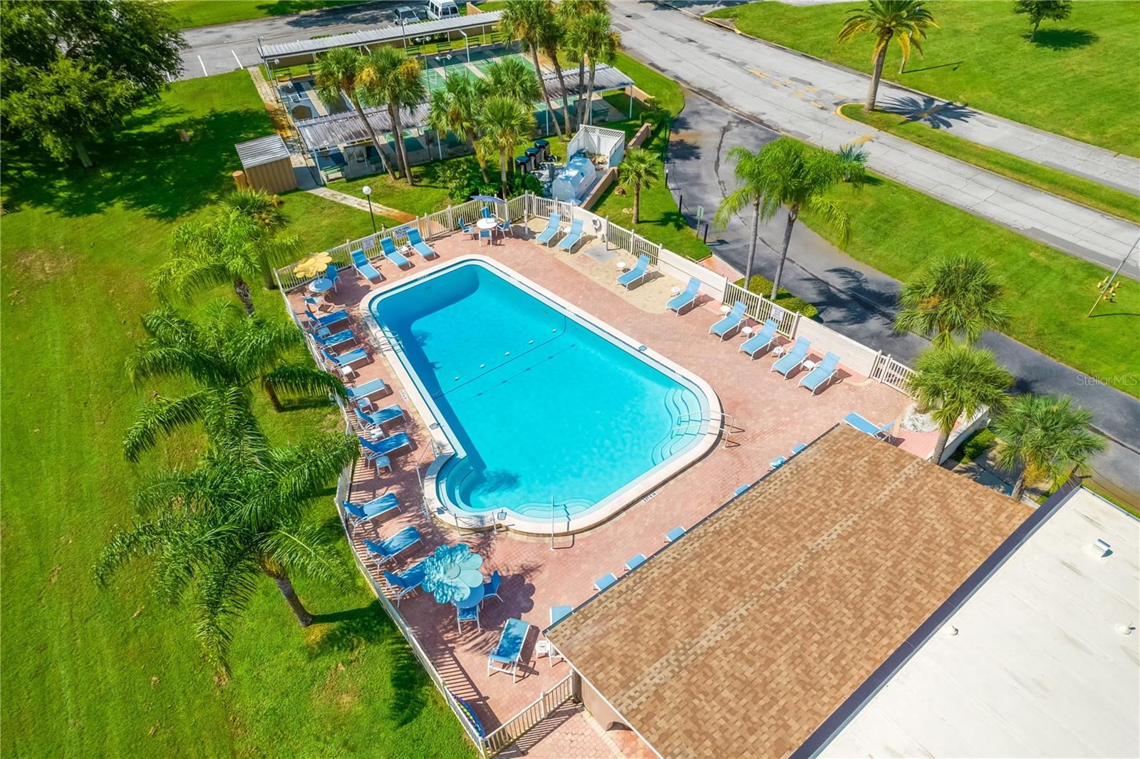 TB8461415 Property Photo