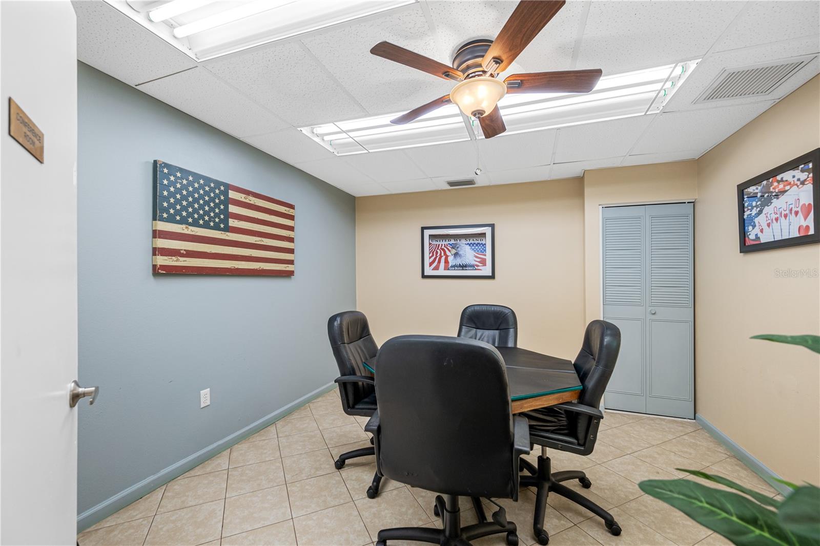 TB8461415 Property Photo