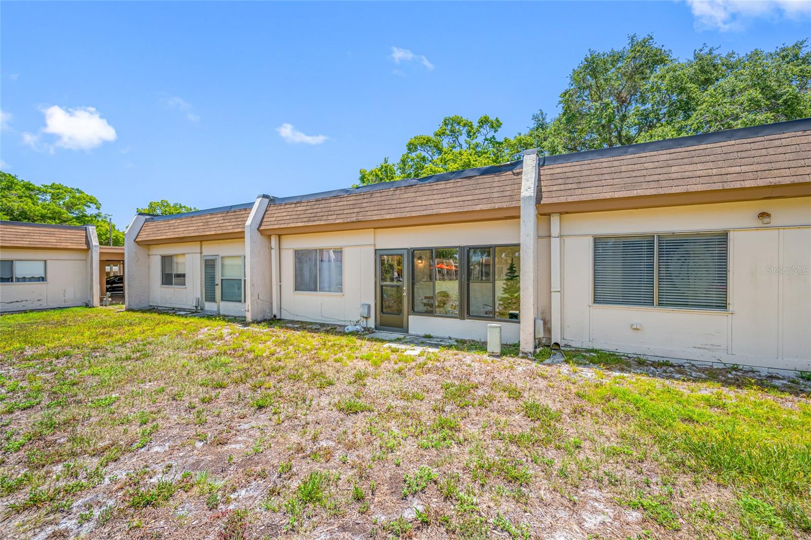 TB8461415 Property Photo