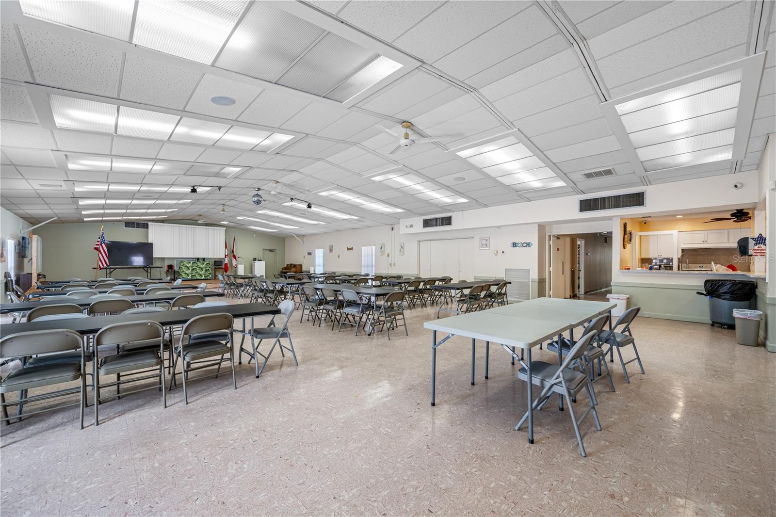 TB8461415 Property Photo