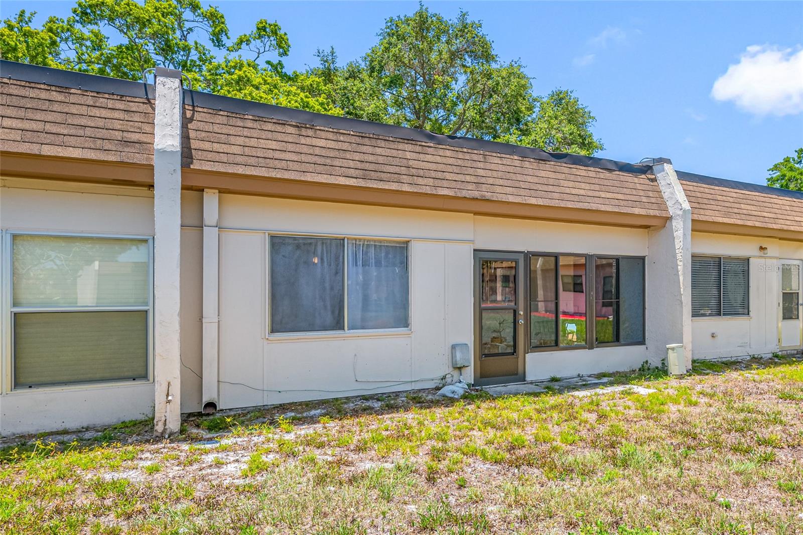 TB8461415 Property Photo