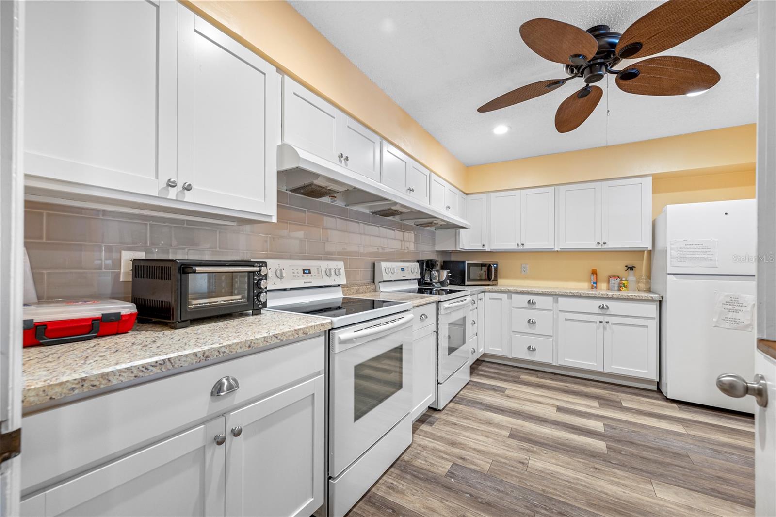 TB8461415 Property Photo