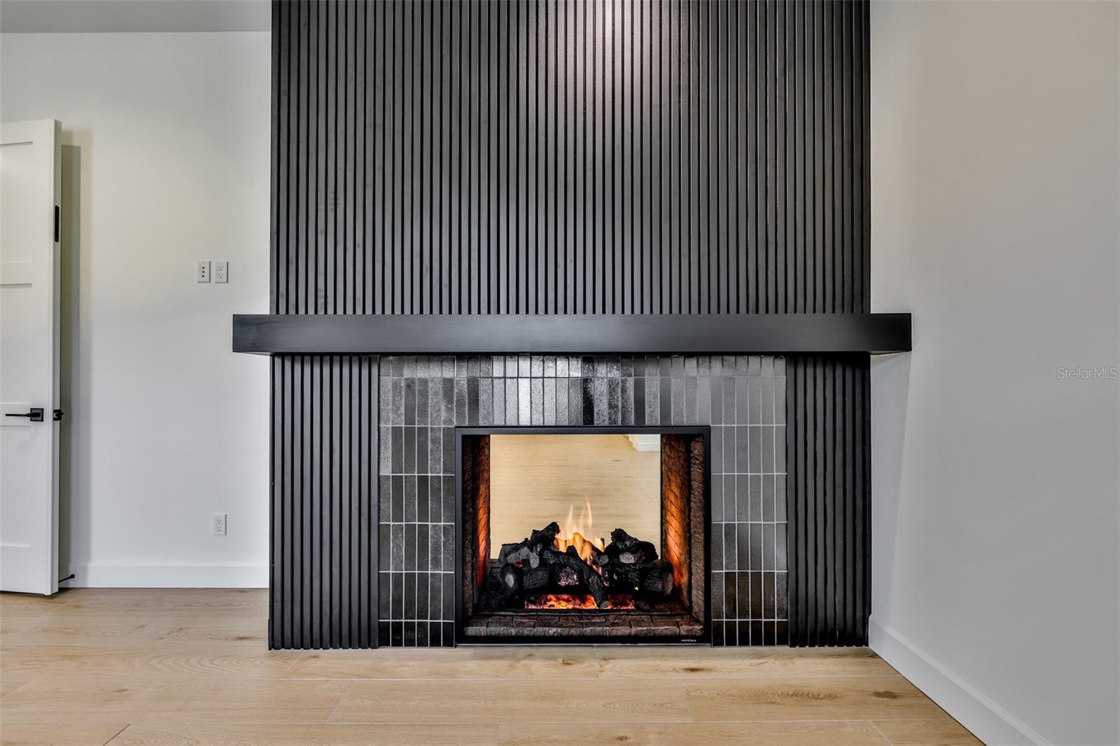 TB8461416 Property Photo