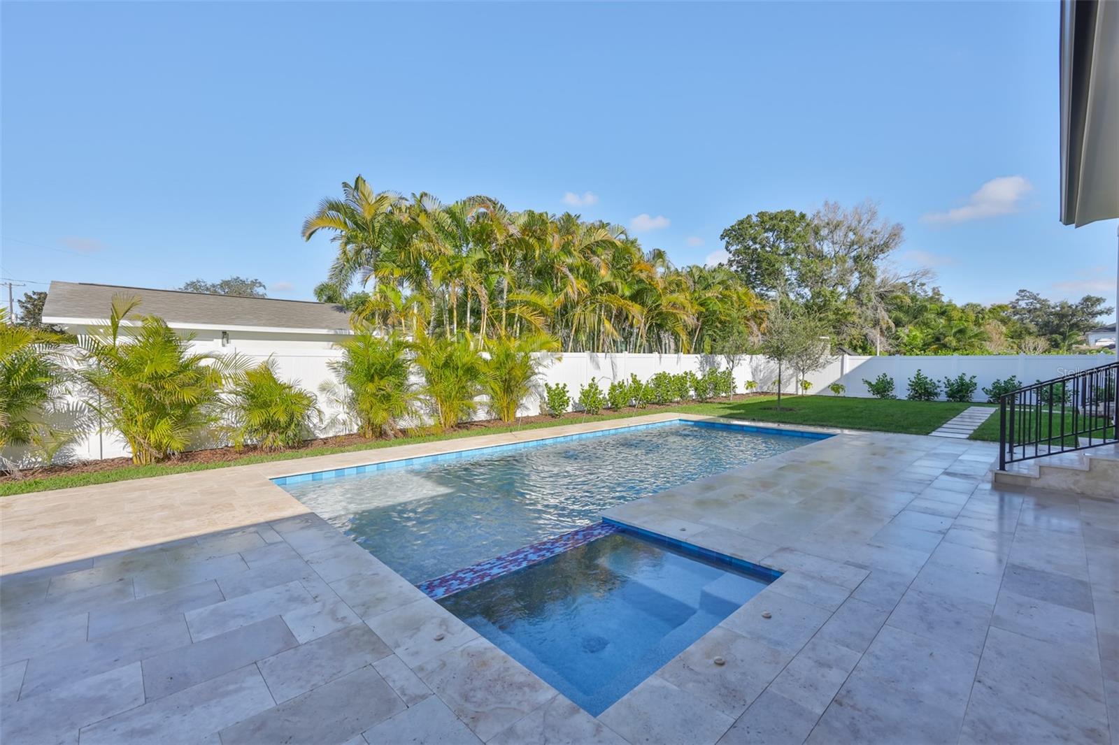 TB8461416 Property Photo