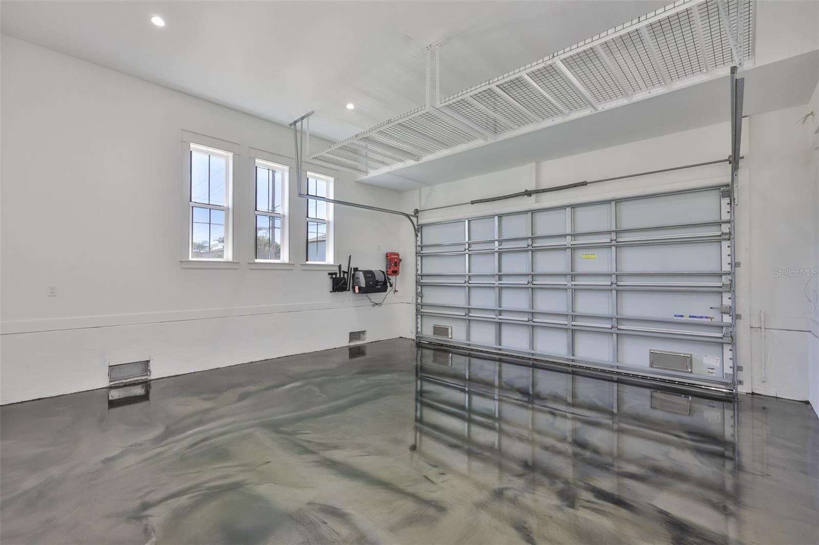 TB8461416 Property Photo