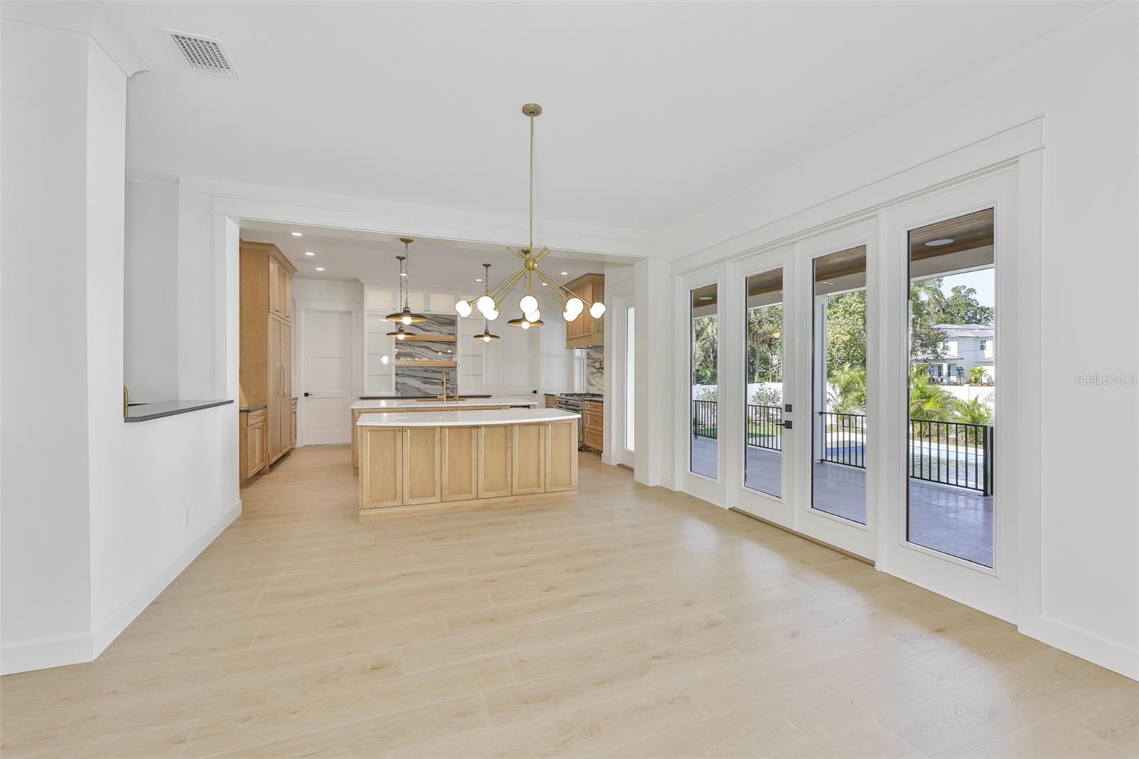 TB8461416 Property Photo