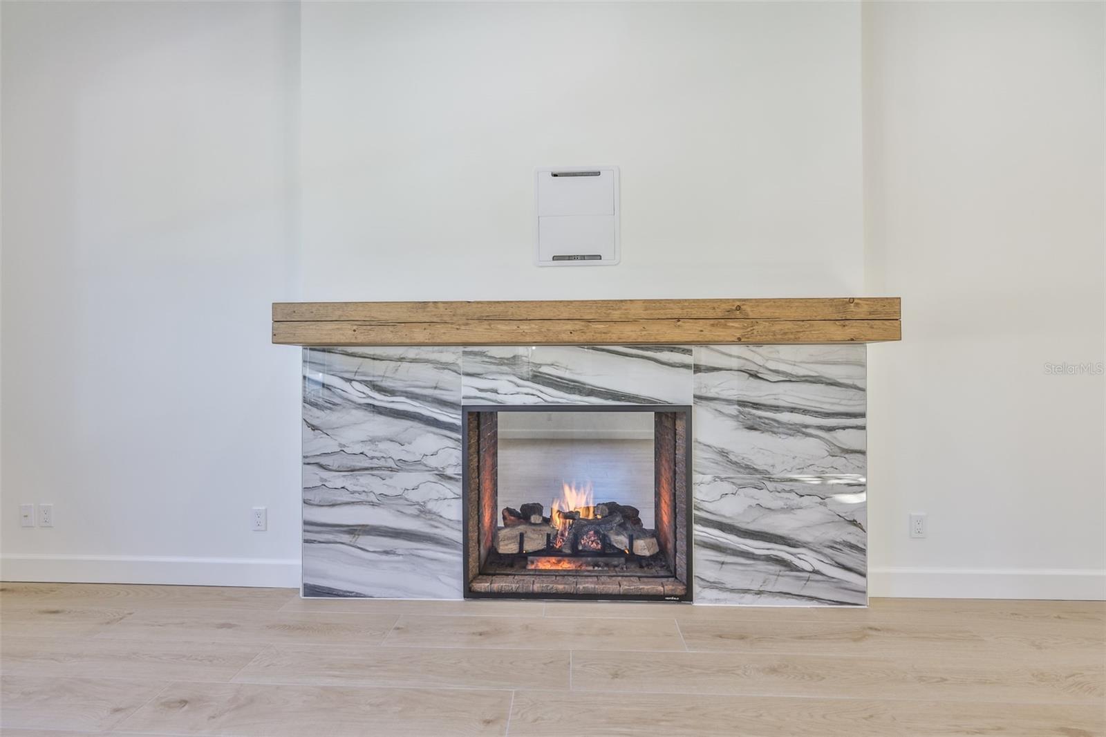 TB8461416 Property Photo