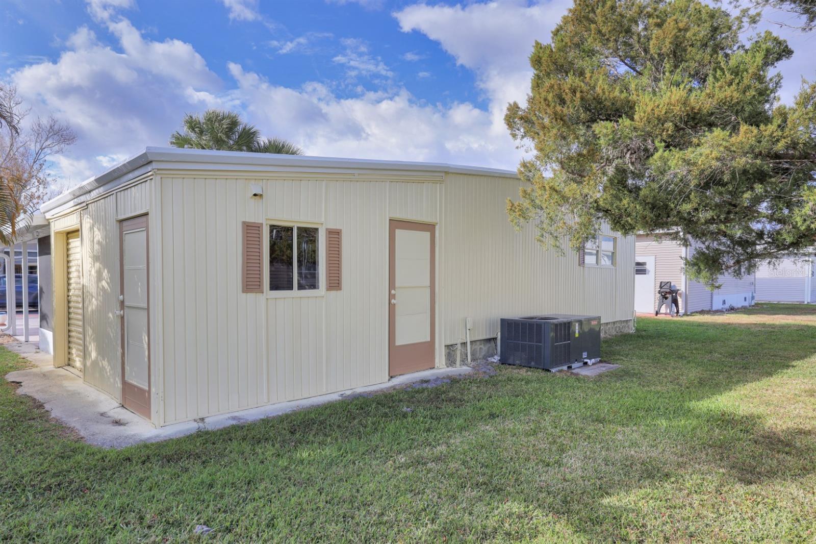 C7519712 Property Photo