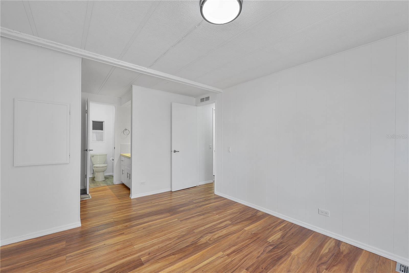 C7519712 Property Photo