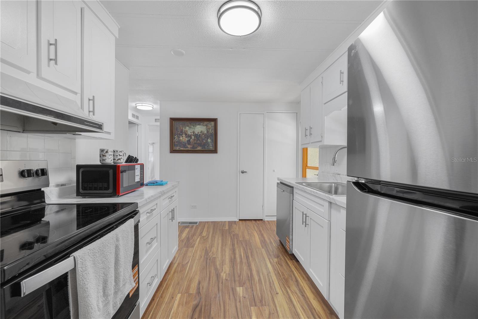 C7519712 Property Photo