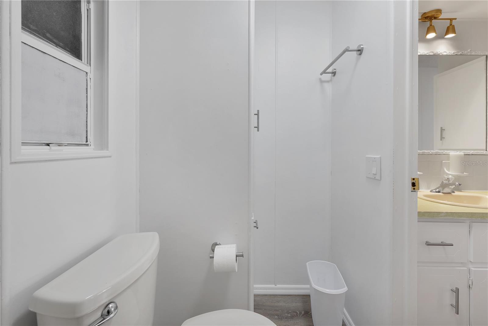 C7519712 Property Photo