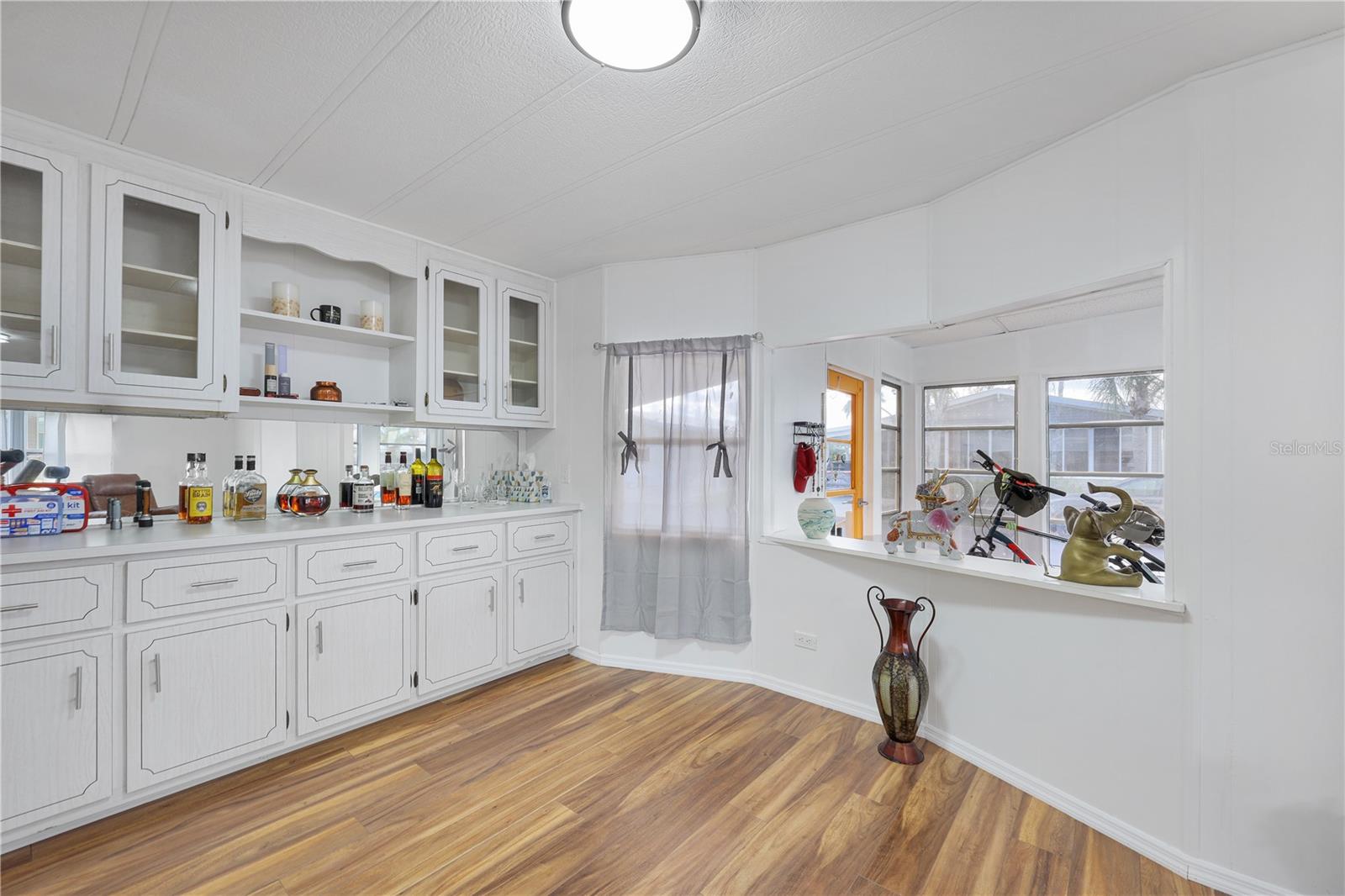 C7519712 Property Photo