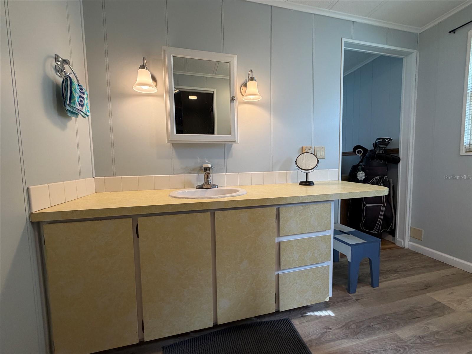 G5106250 Property Photo