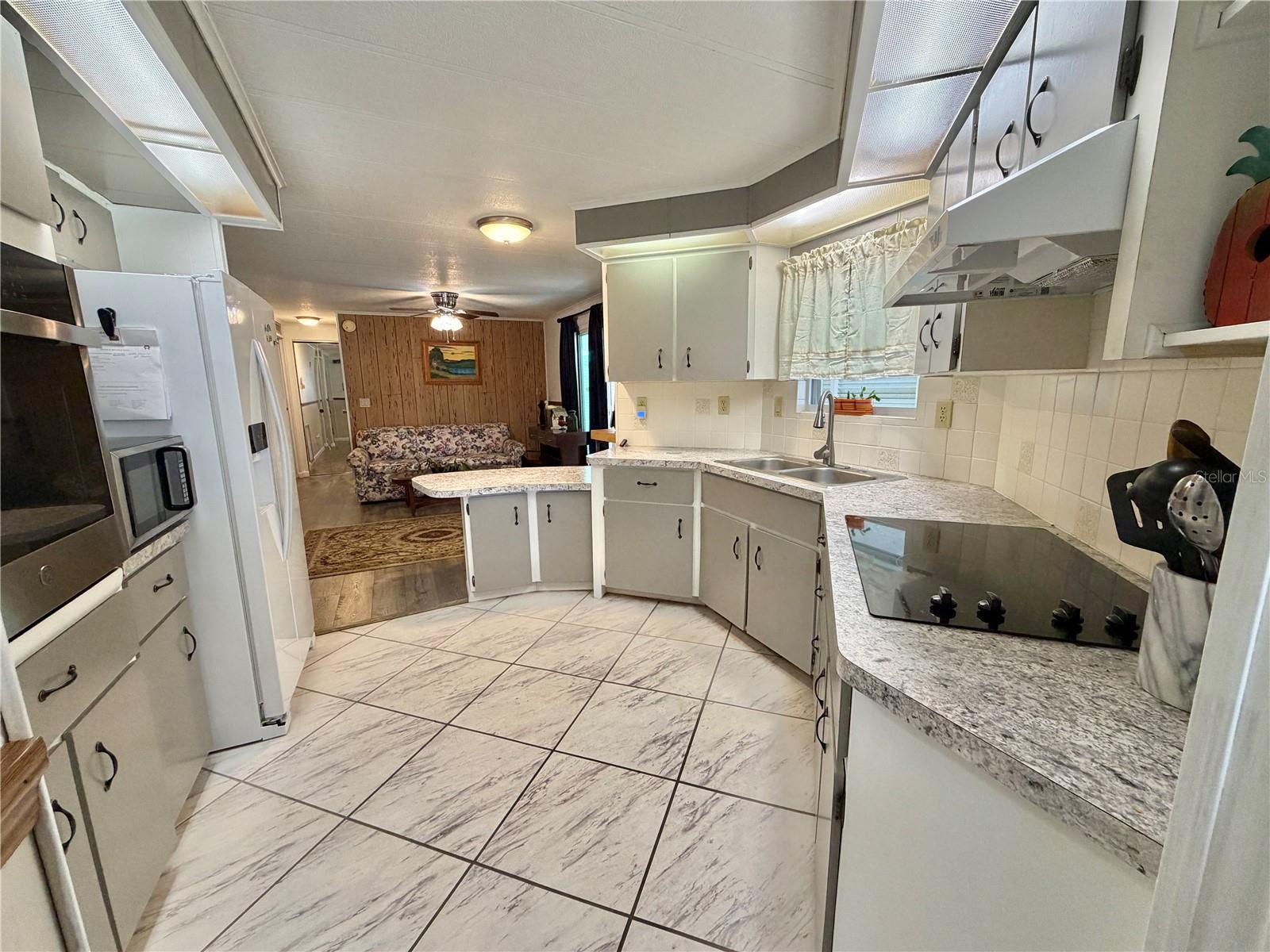 G5106250 Property Photo