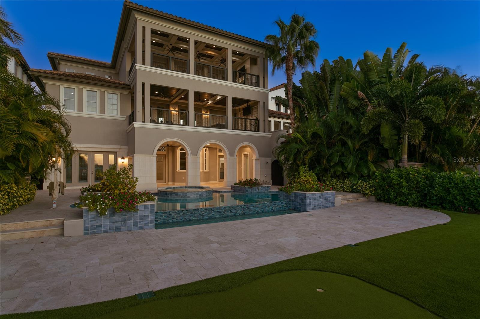 TB8461468 Property Photo