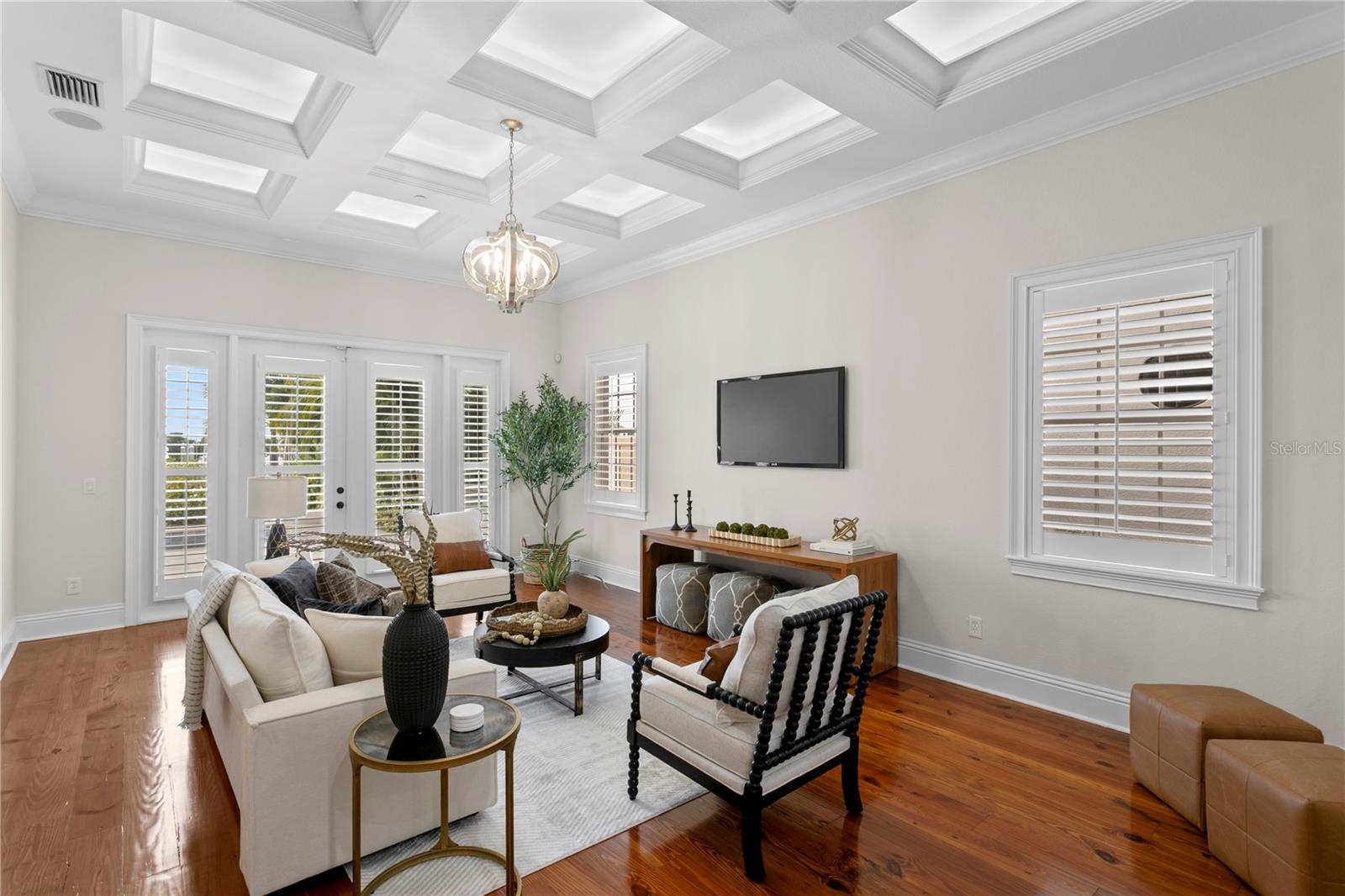 TB8461468 Property Photo