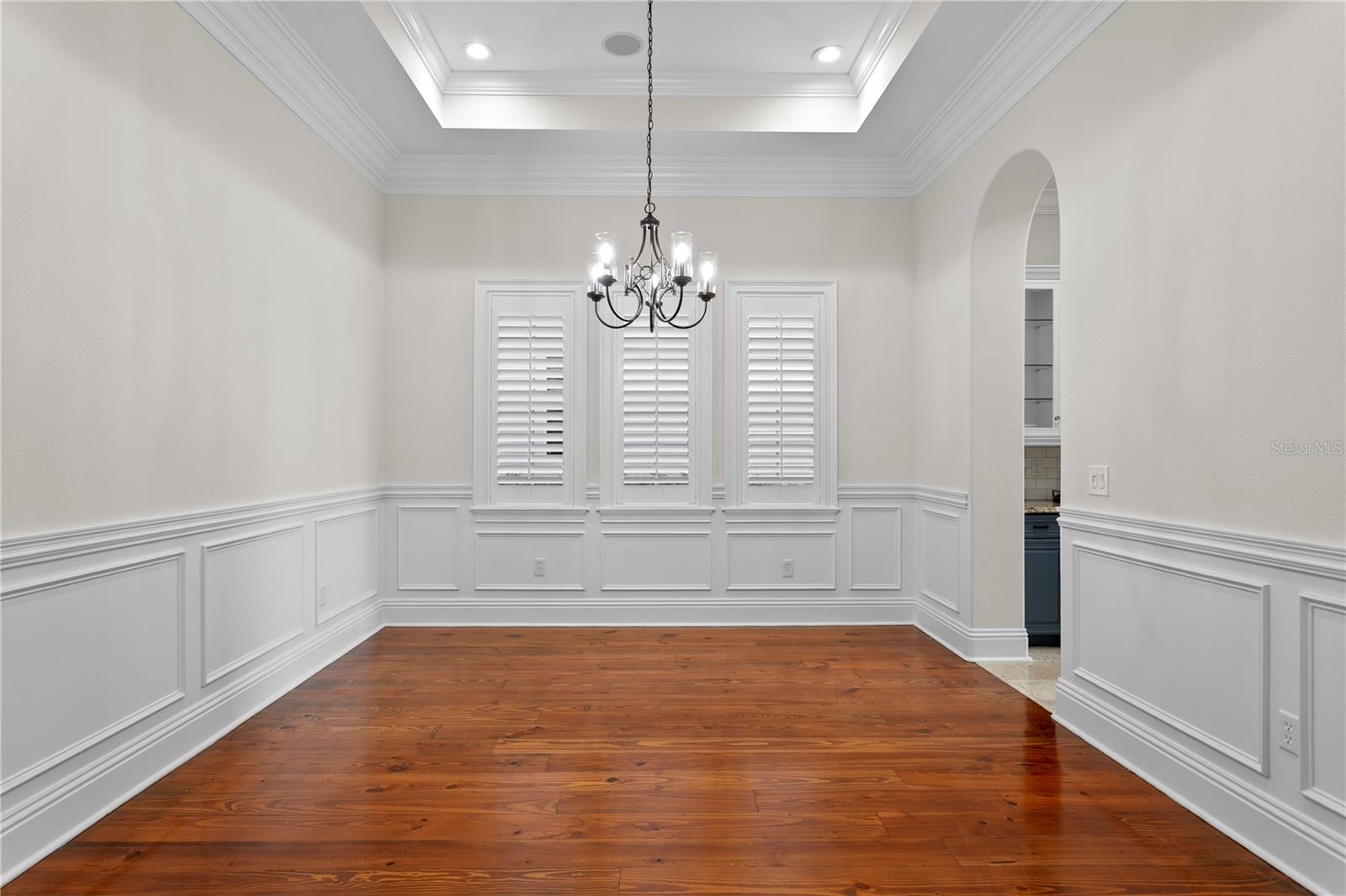 TB8461468 Property Photo