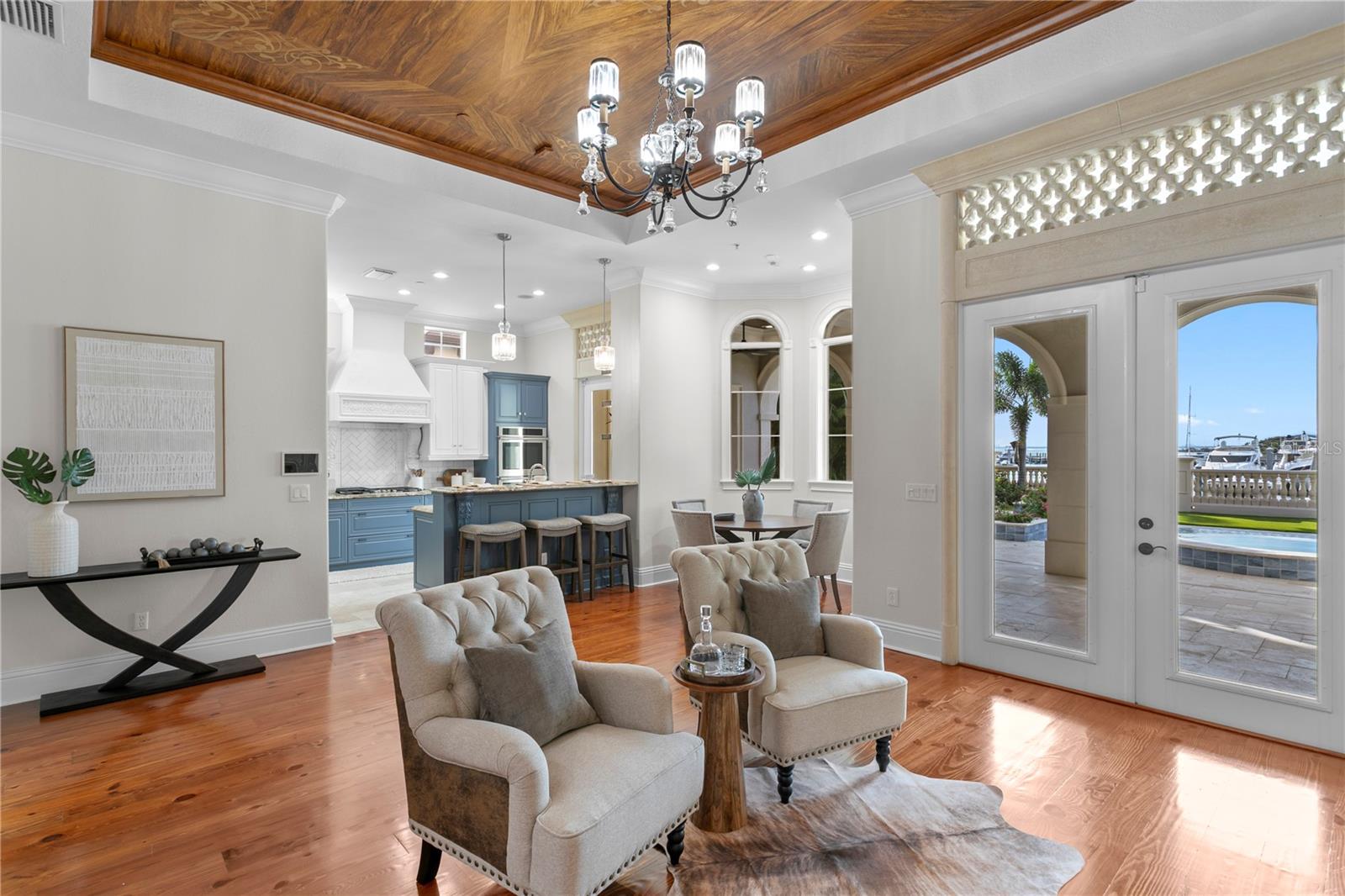 TB8461468 Property Photo