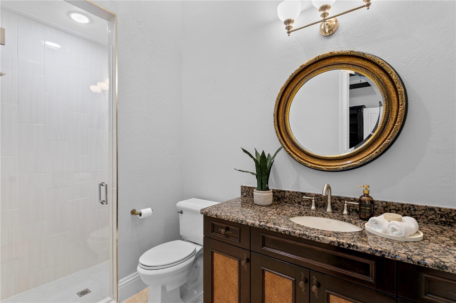 TB8461468 Property Photo