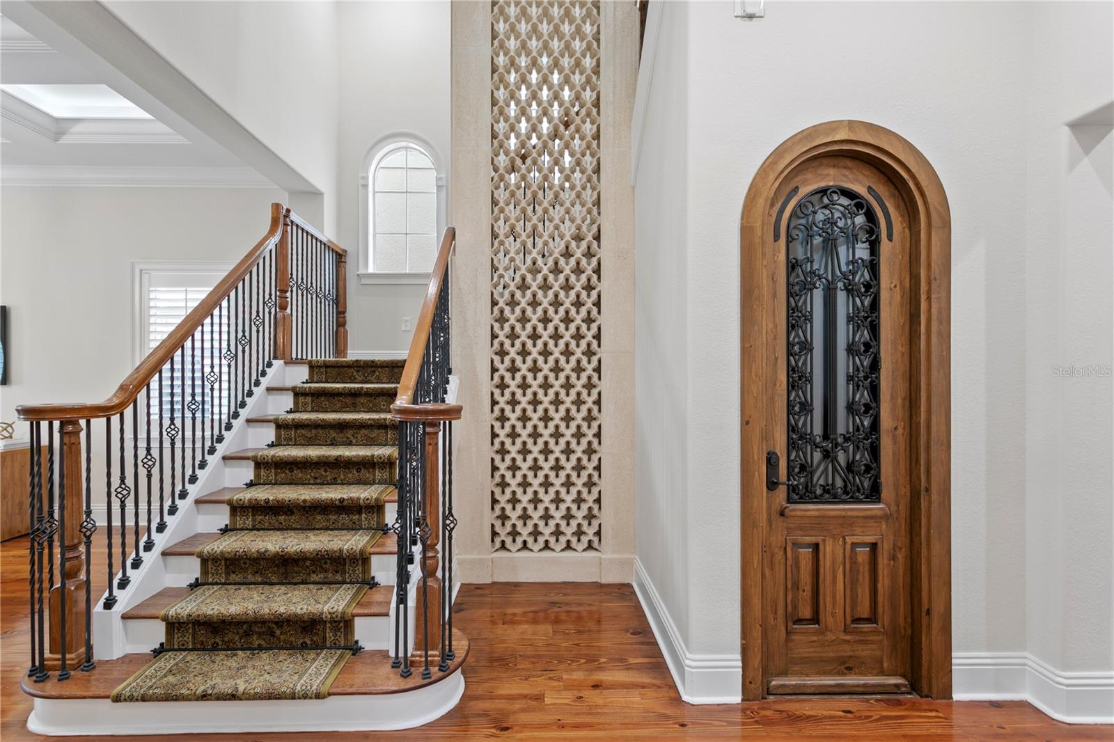 TB8461468 Property Photo