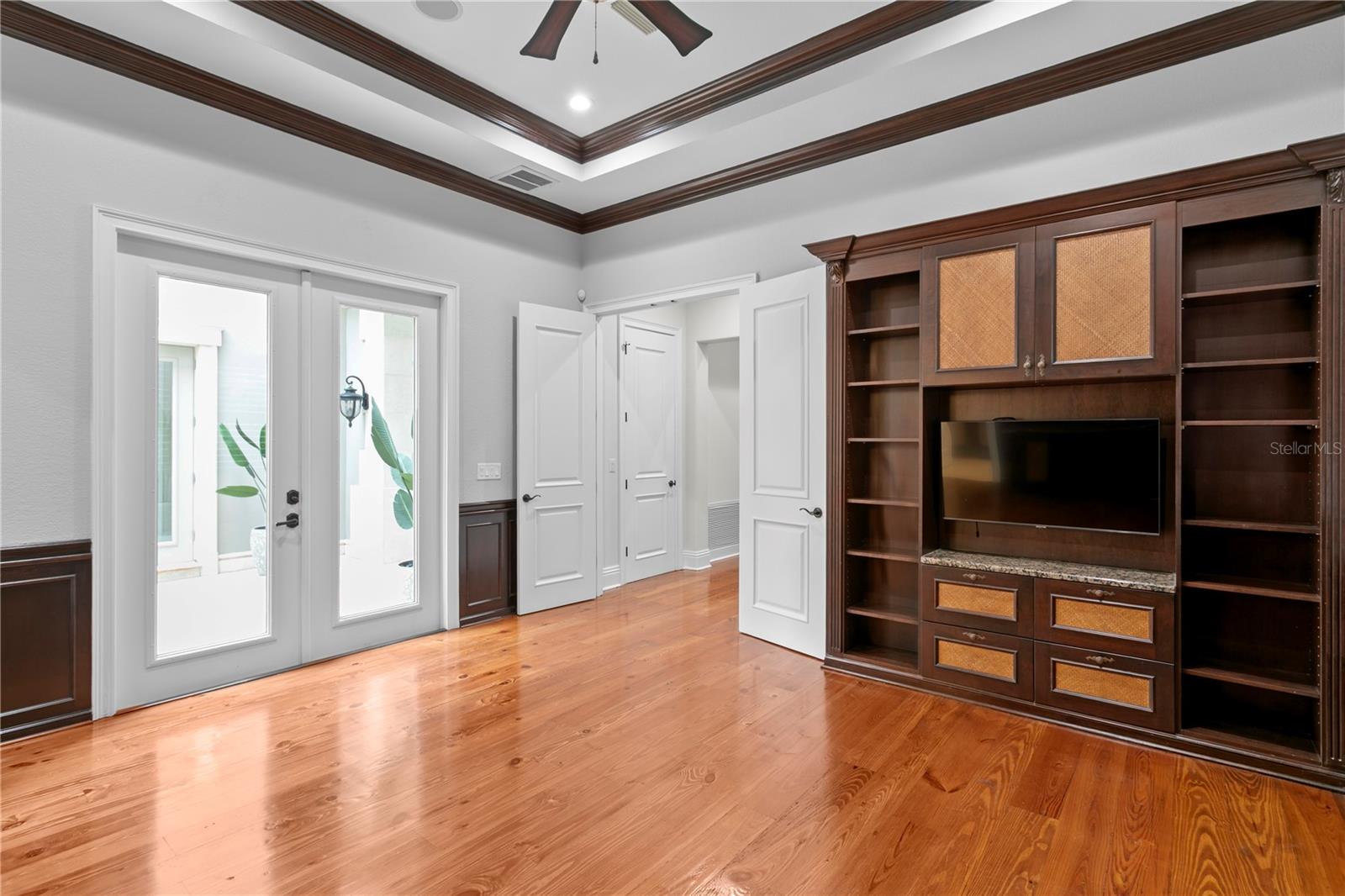 TB8461468 Property Photo