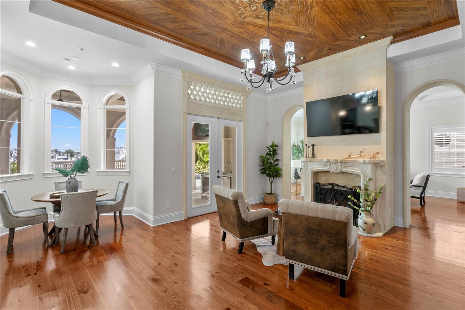 TB8461468 Property Photo