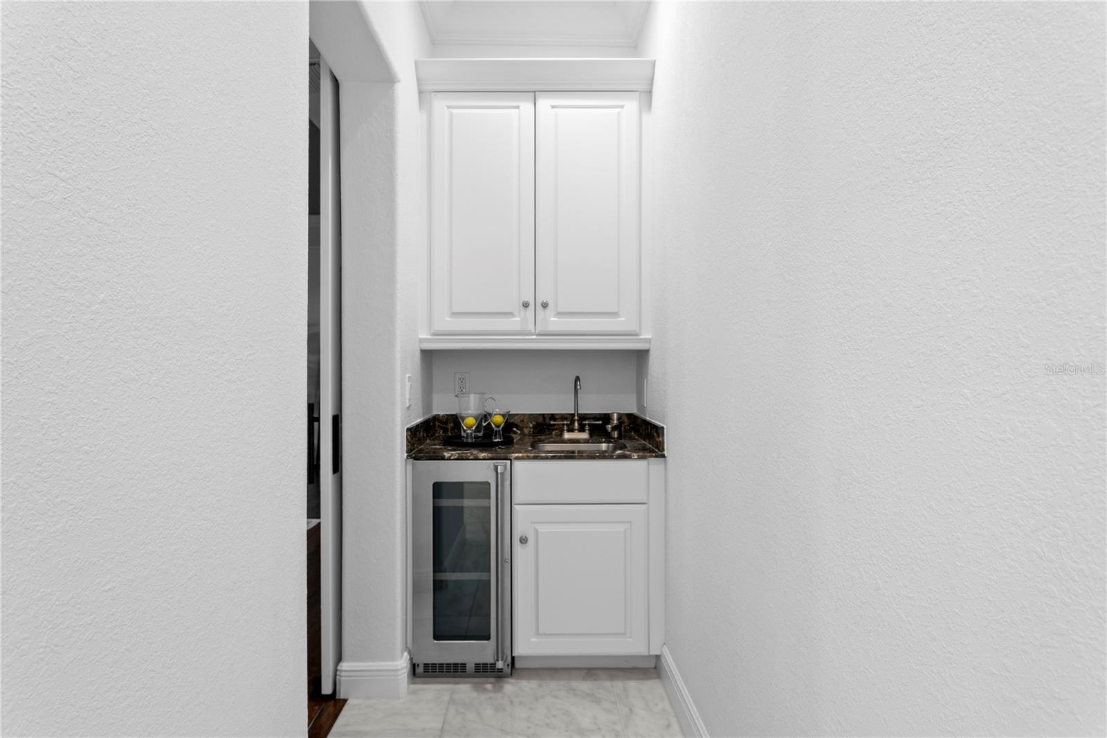 TB8461468 Property Photo