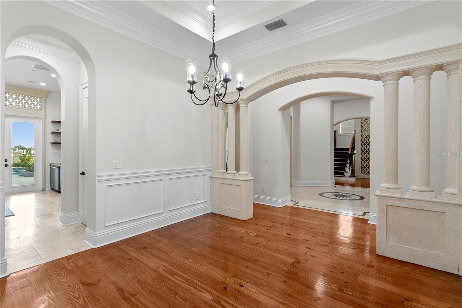 TB8461468 Property Photo