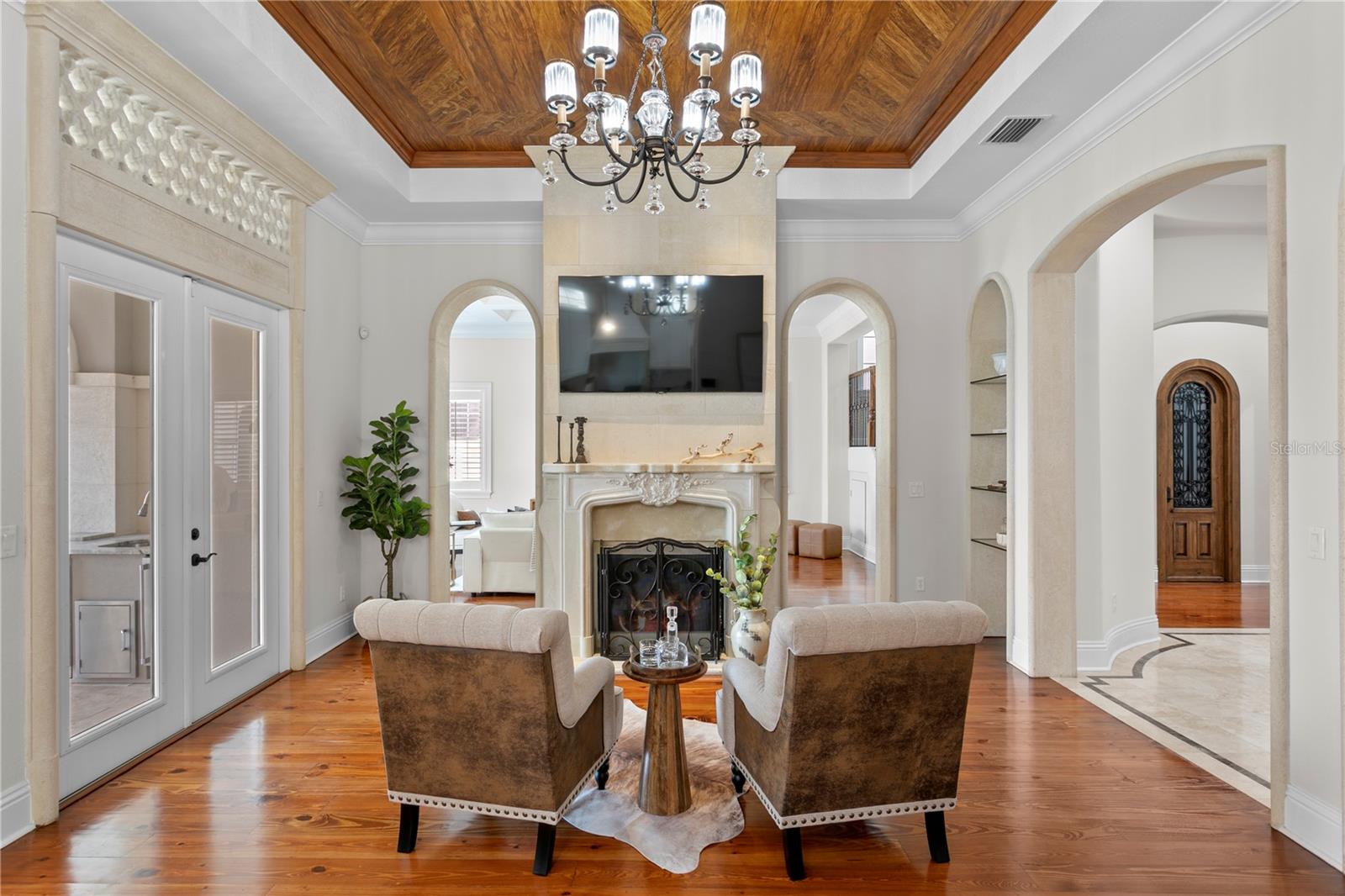 TB8461468 Property Photo