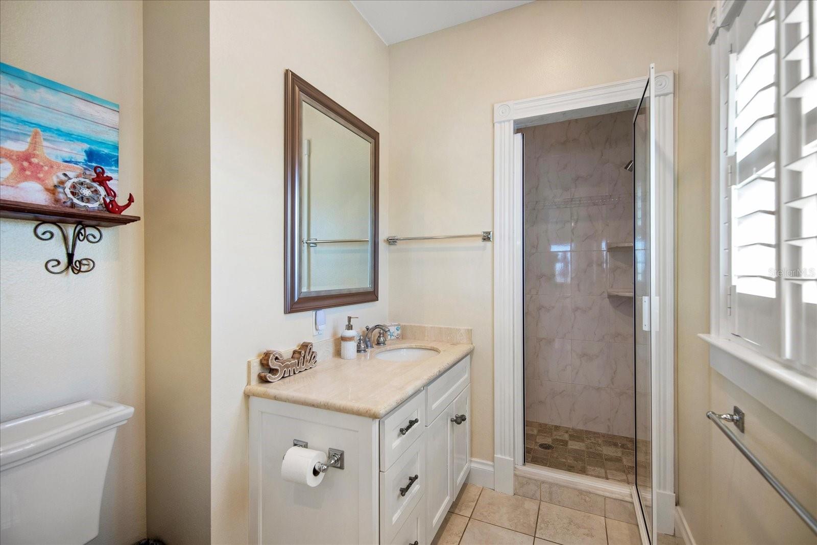 TB8461506 Property Photo