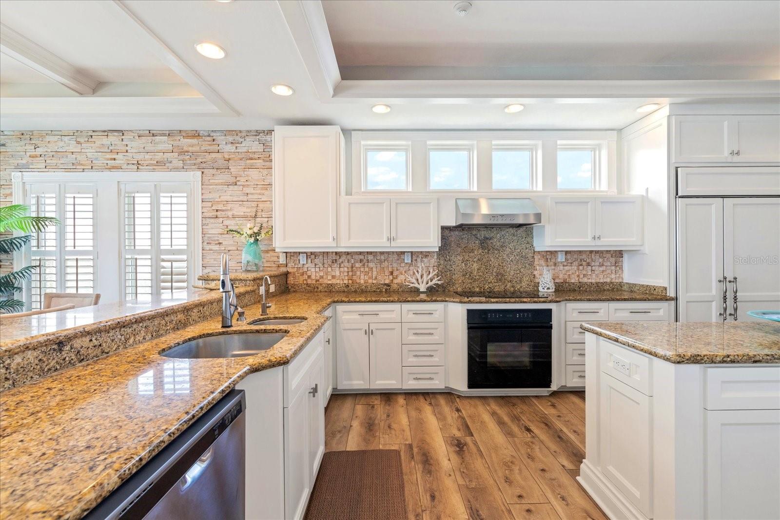 TB8461506 Property Photo