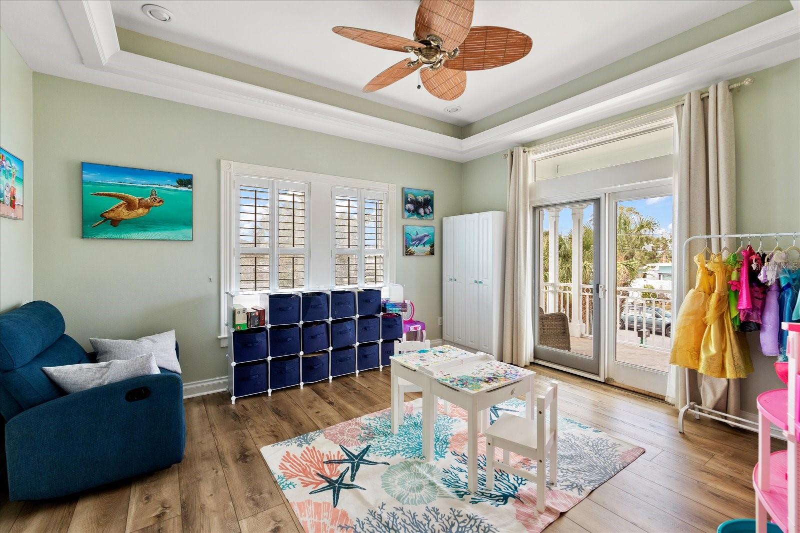 TB8461506 Property Photo