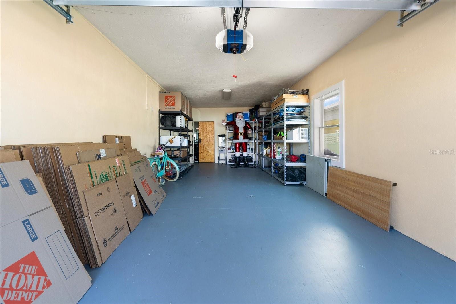 TB8461506 Property Photo