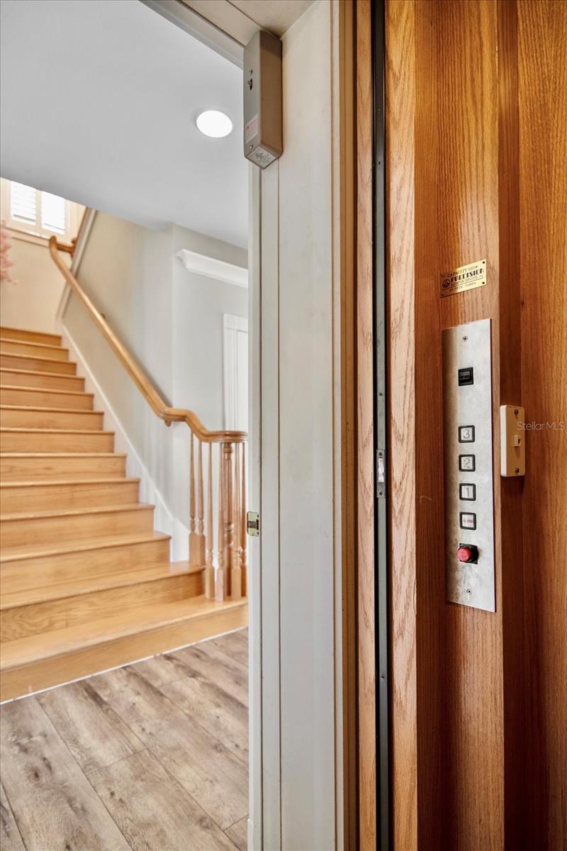 TB8461506 Property Photo