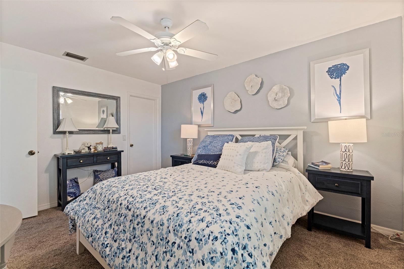 TB8461540 Property Photo