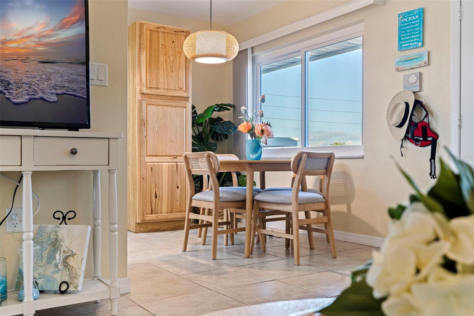 TB8461540 Property Photo