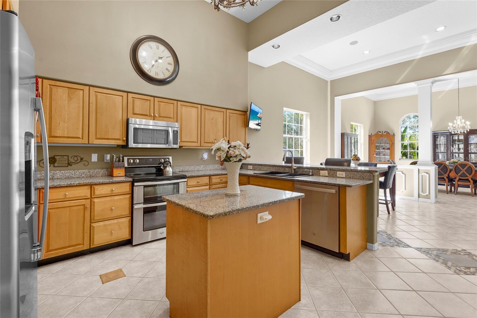 95 VIC EDWARDS RD, SARASOTA, FL, 34240